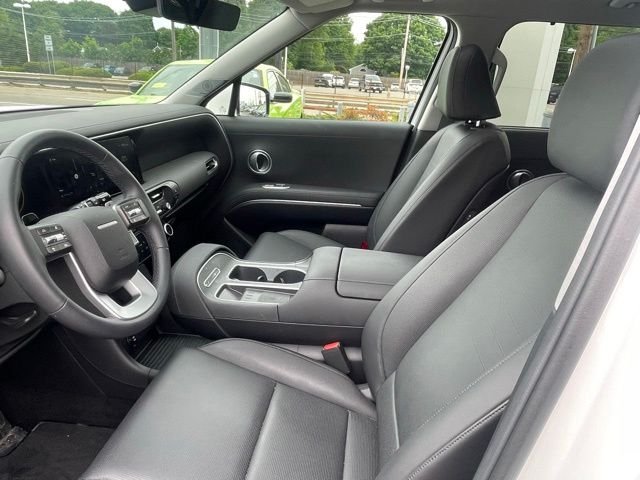 Used 2026 White Hyundai Limited image 9