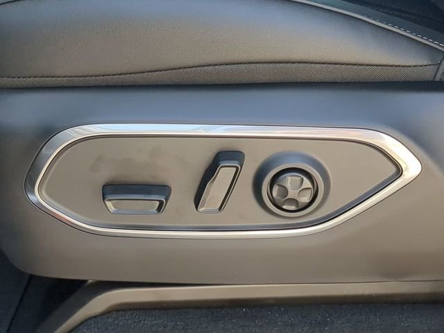 New 2026 High Gloss Black Jeep Upland image 26