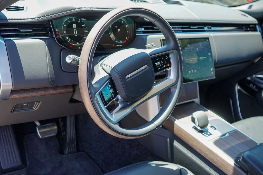 Certified Used 2025 Black Land Rover Autobiography image 13