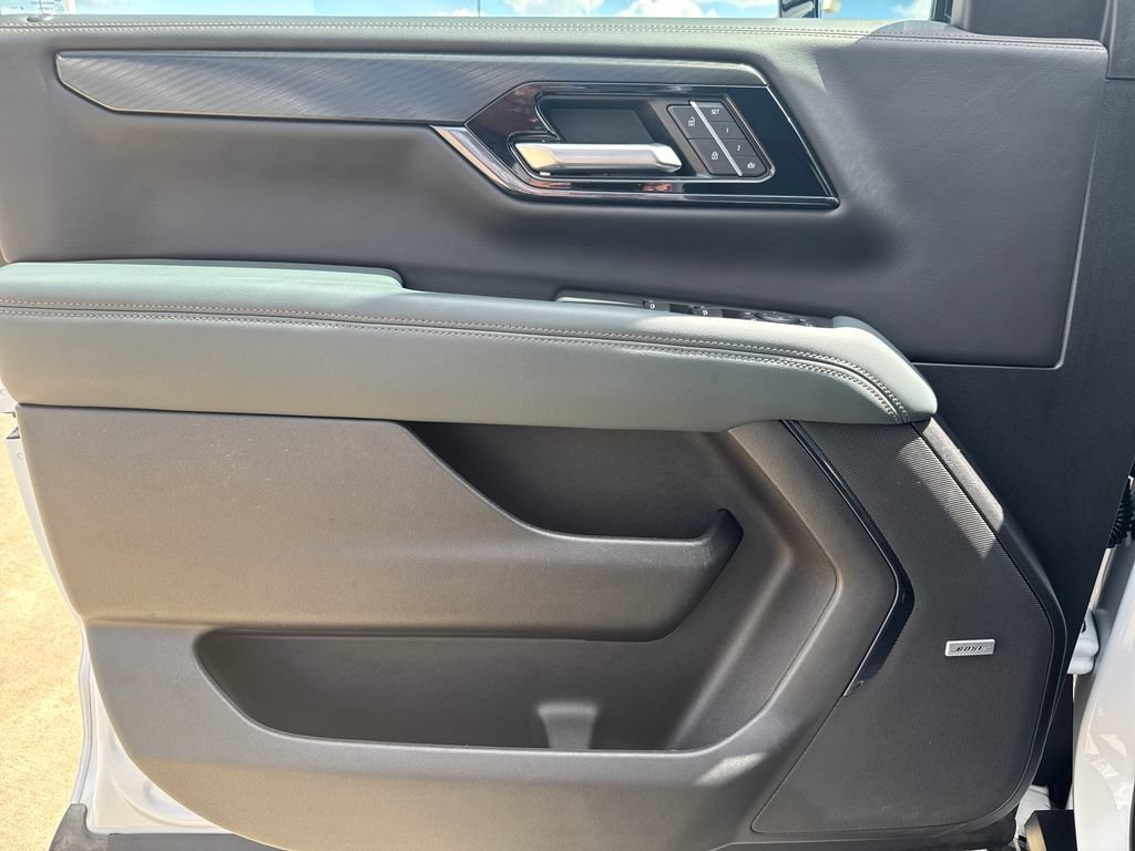 Certified Used 2025 Summit White GMC AT4 image 16