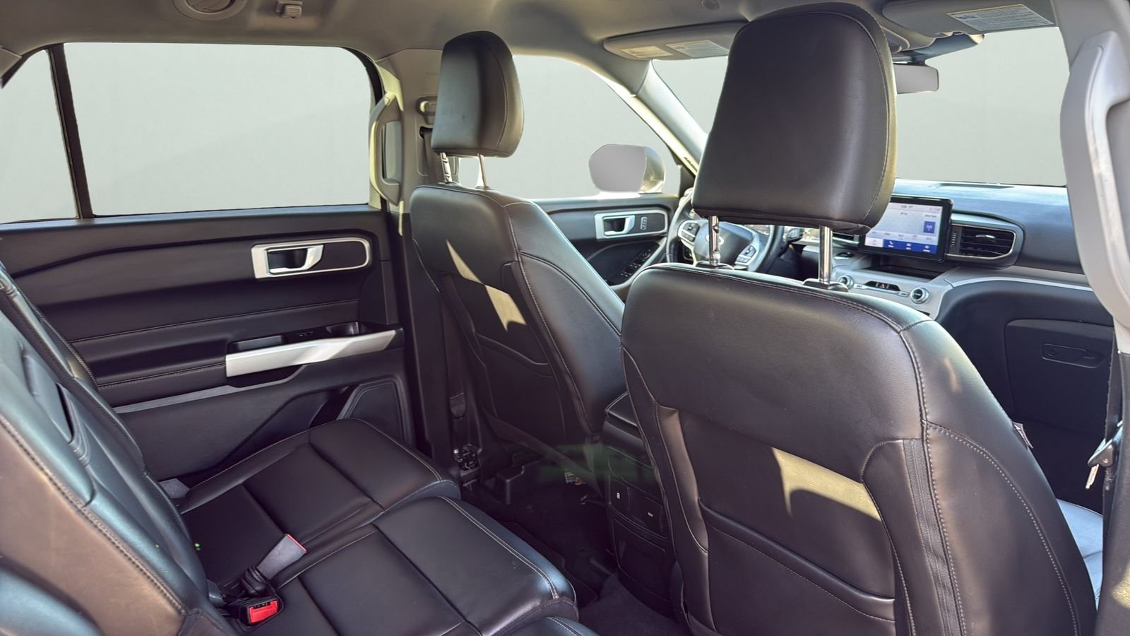 Used 2023 White Ford XLT image 27