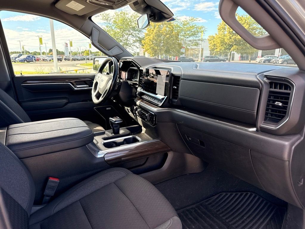 Used 2023 Gray Chevrolet RST image 13