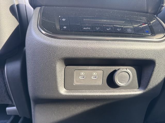 2026 Nissan Armada PRO-4X - Photo 32