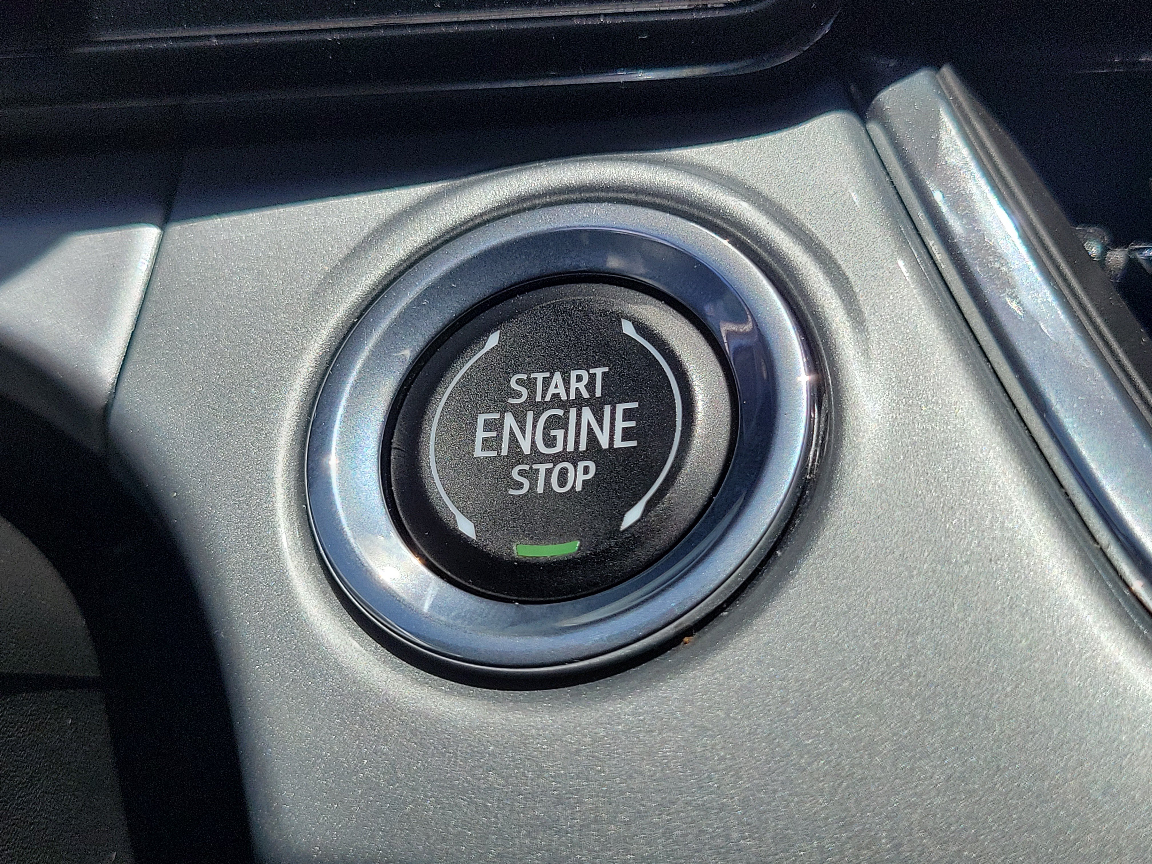 Used 2025  Chevrolet LT image 30