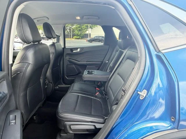 Used 2022 Blue Ford Titanium image 11