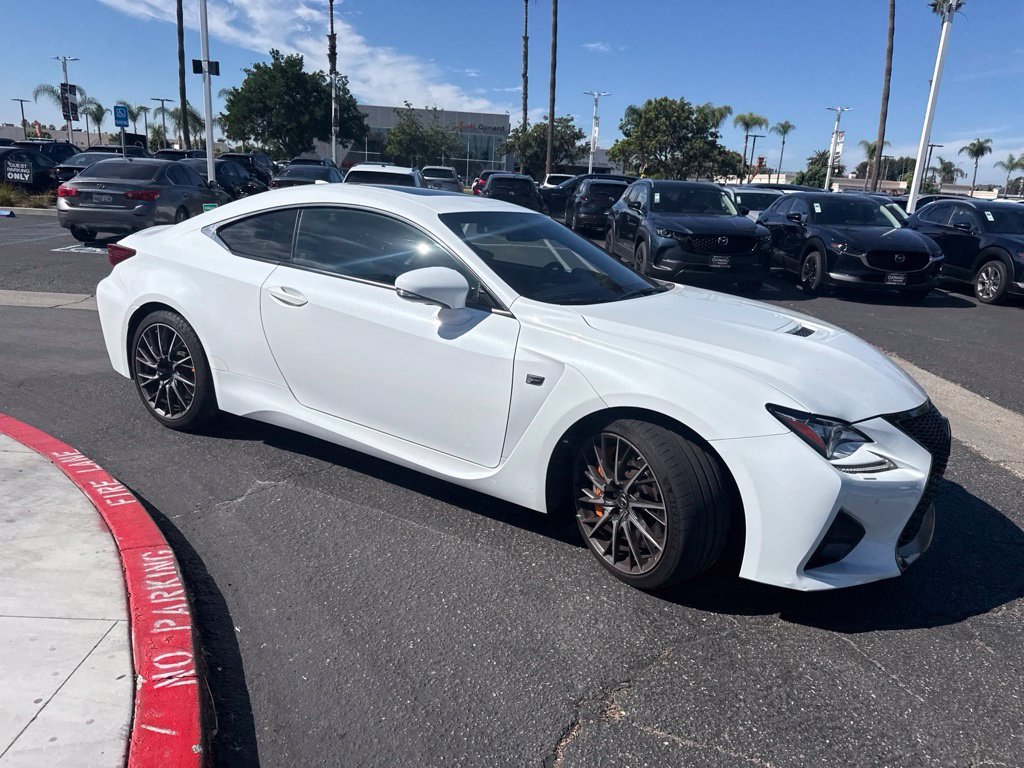 Used 2017 White Lexus F image 31