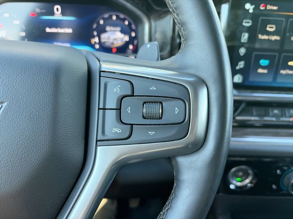 Used 2024 Summit White Chevrolet LT image 24