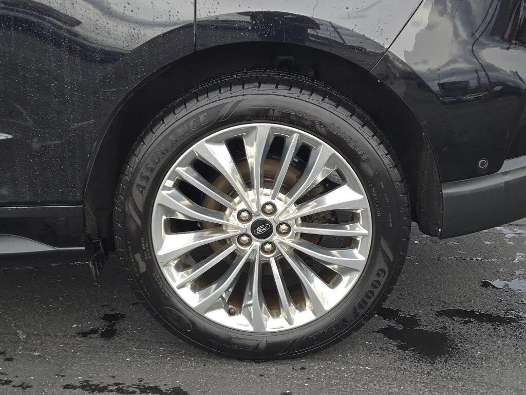 Used 2020 Black Ford Titanium image 16