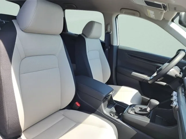 New 2026 Platinum White Pearl Honda LX image 13