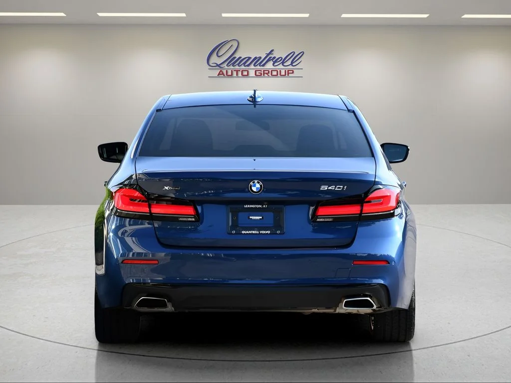 Used 2022 Blue BMW 540i xDrive image 5