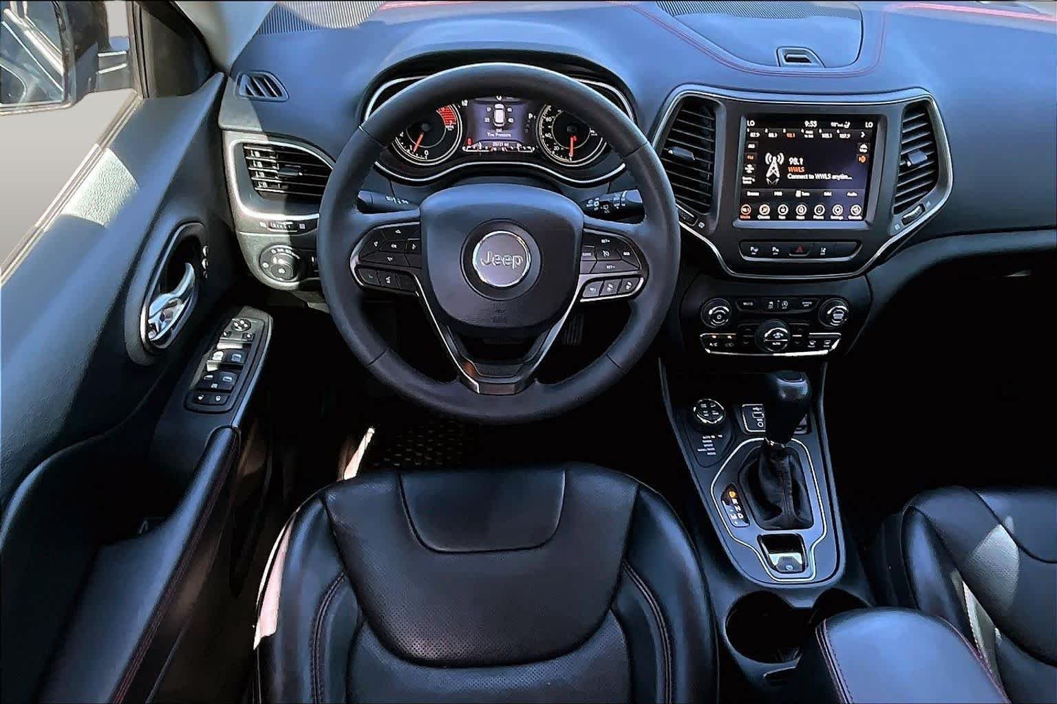 Pre-Owned 2023 Jeep Cherokee Trailhawk