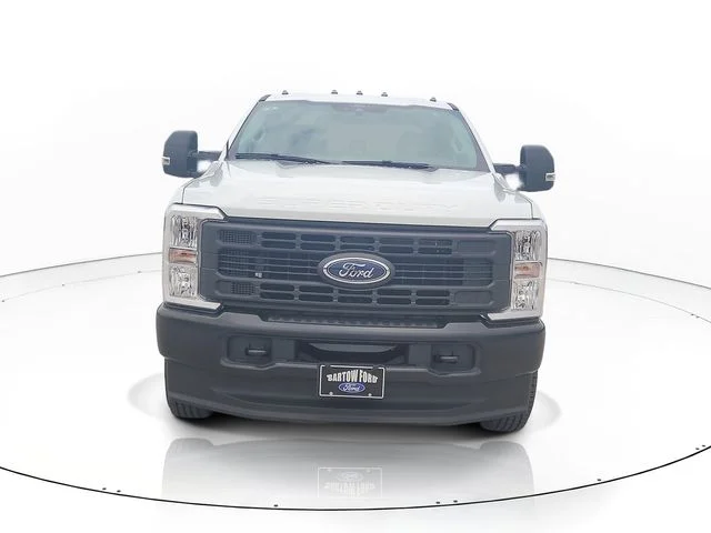 New 2026 Oxford White Ford XL image 2