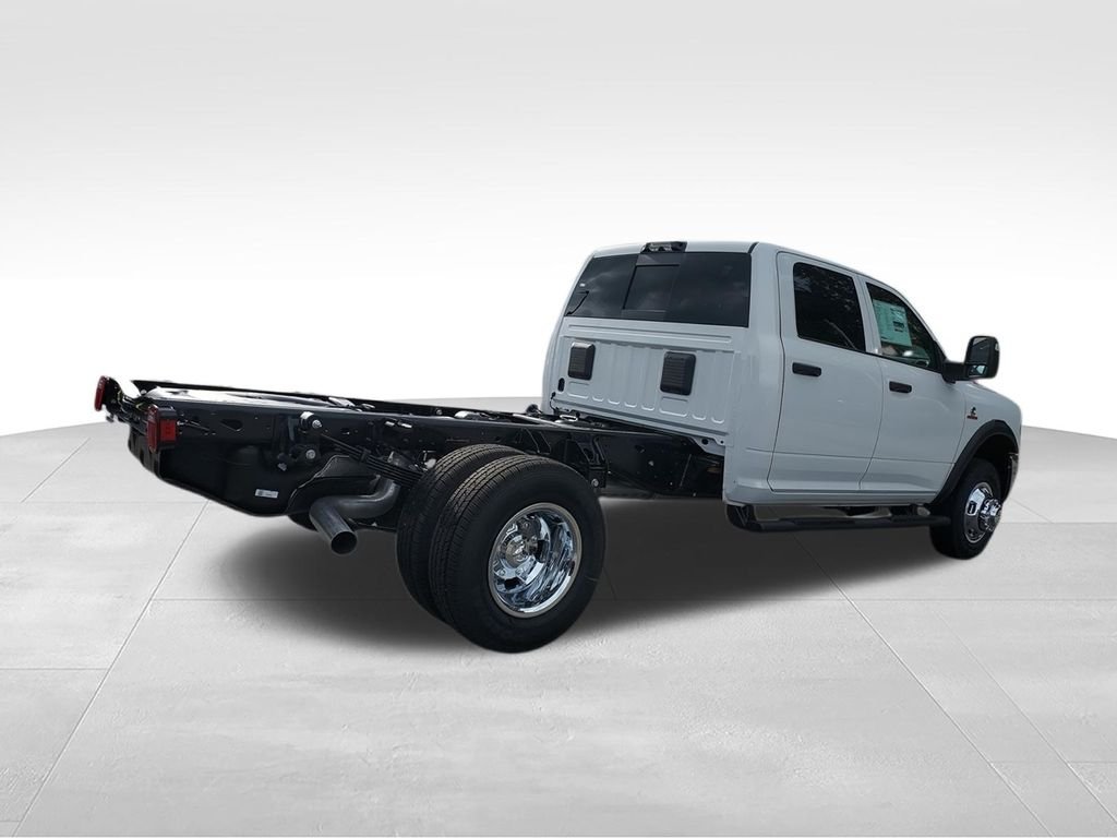 New 2026 Bright White Clearcoat RAM Tradesman image 8