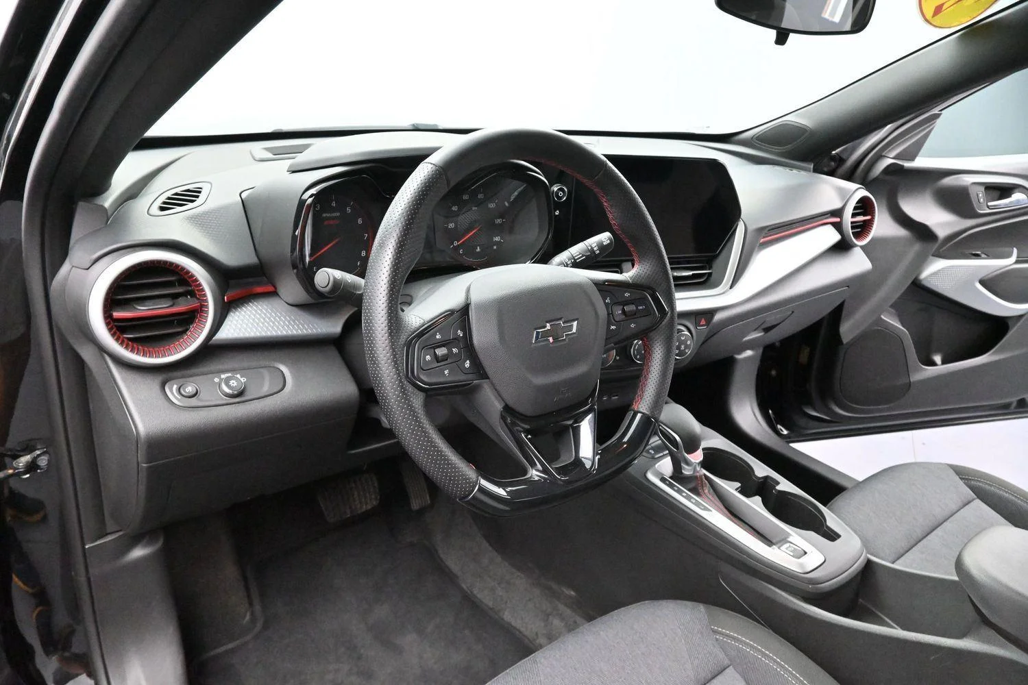 Used 2024 Mosaic Black Metallic Chevrolet 1RS image 15