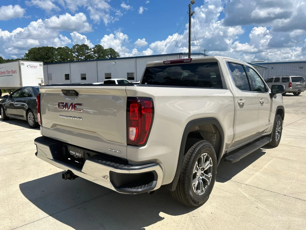 New 2026 Coastal Dune GMC SLE image 3