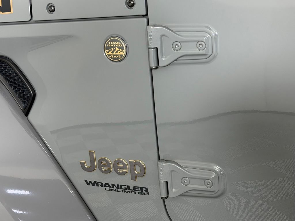 Used 2022 Gray Clearcoat Jeep Unlimited Rubicon 392 image 12