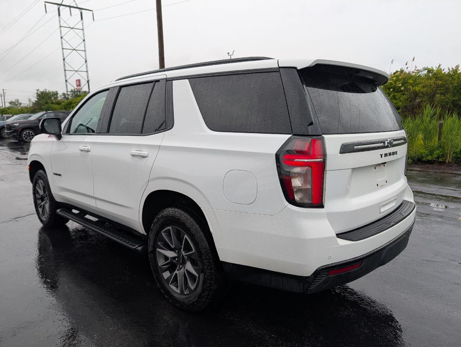 Used 2024 Summit White Chevrolet Z71 image 5