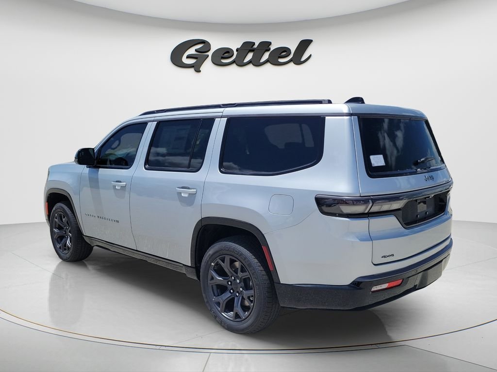 New 2026 Silver-Zynith Exterior Paint Jeep Limited Altitude image 7