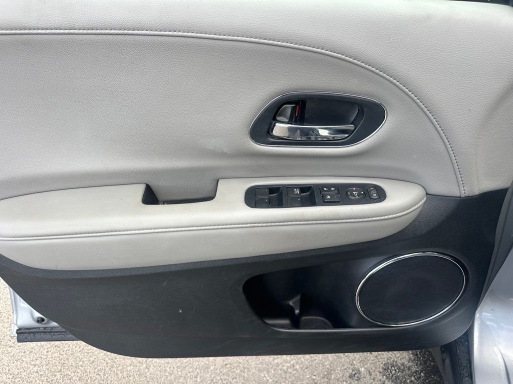 Used 2019  Honda EX-L image 21