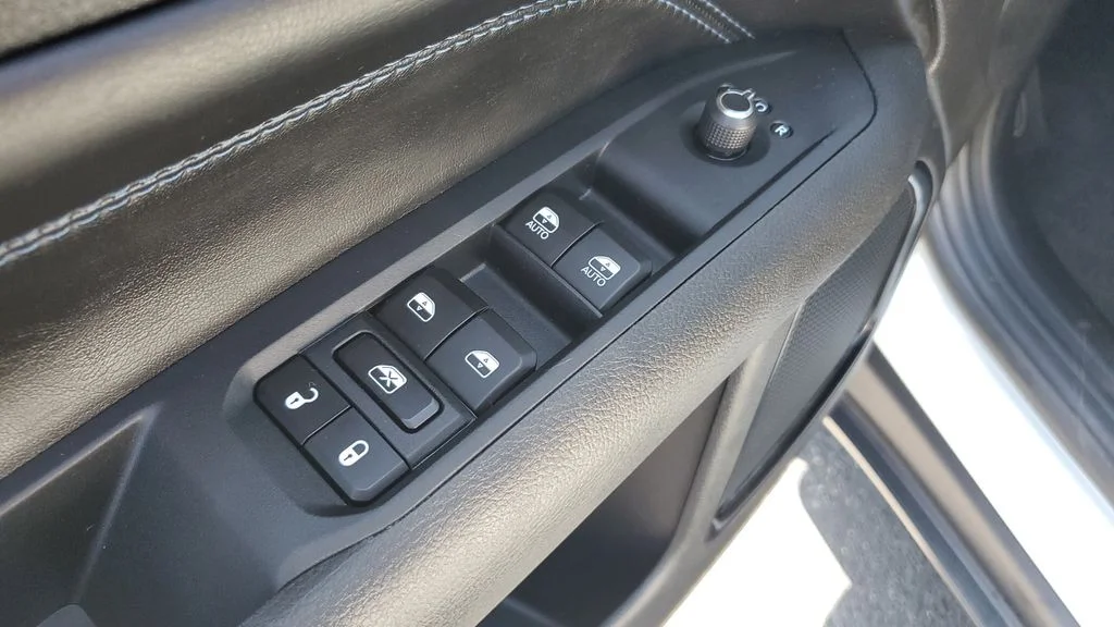Used 2026 White Jeep Altitude Special Edition image 21