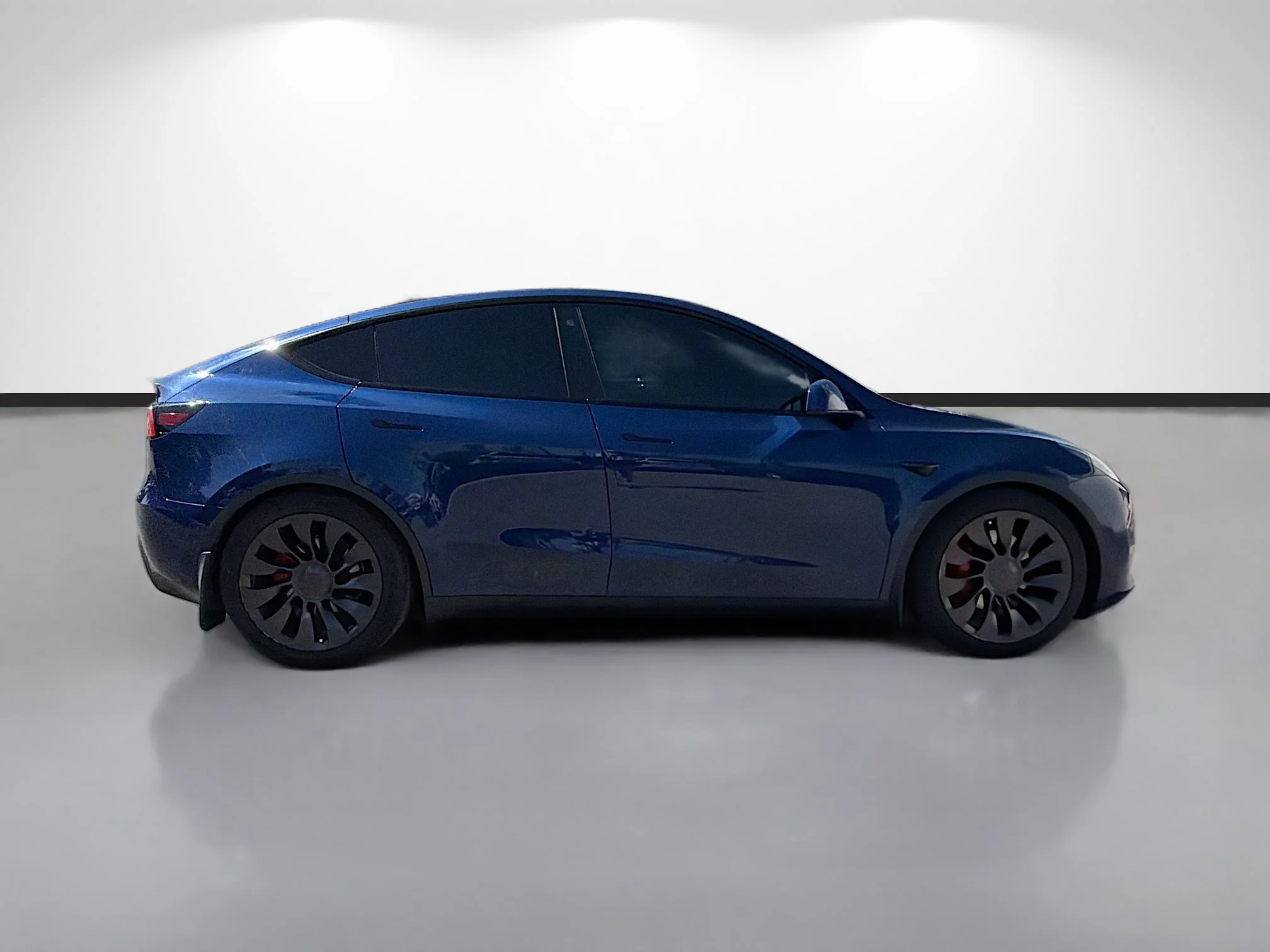 Used 2021 Tesla Model Y Performance with VIN 5YJYGDEF7MF261152 for sale in Tampa, FL