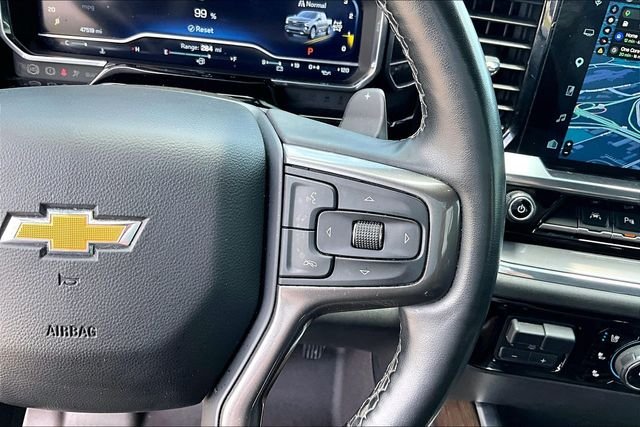 Used 2023 Black Chevrolet High Country image 16