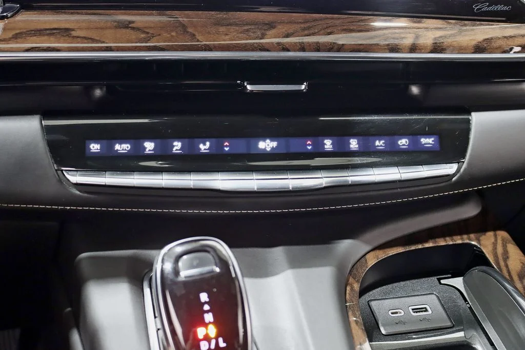 2022 Cadillac Escalade Sport Platinum