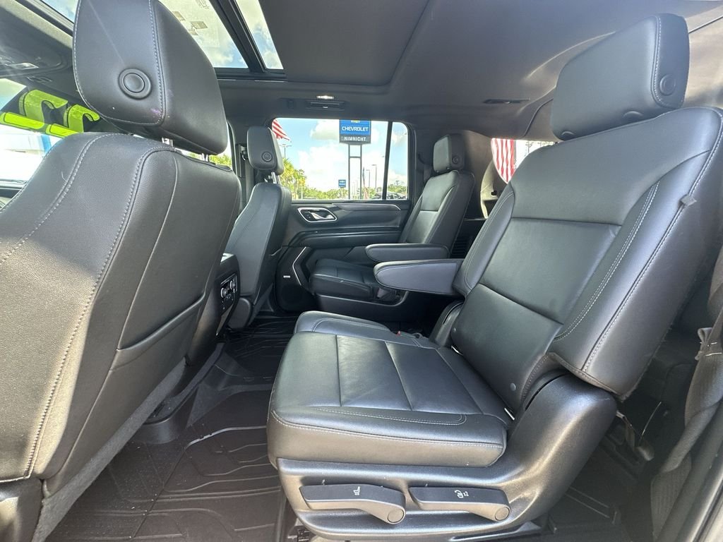 Used 2022 Black Chevrolet Z71 image 19