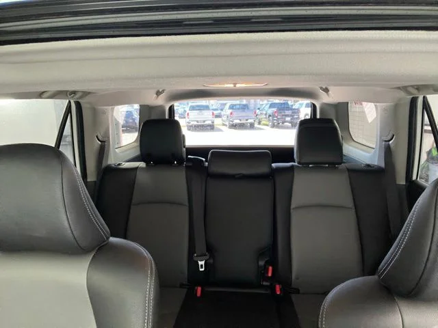 Used 2021 White Toyota SR5 Premium image 33