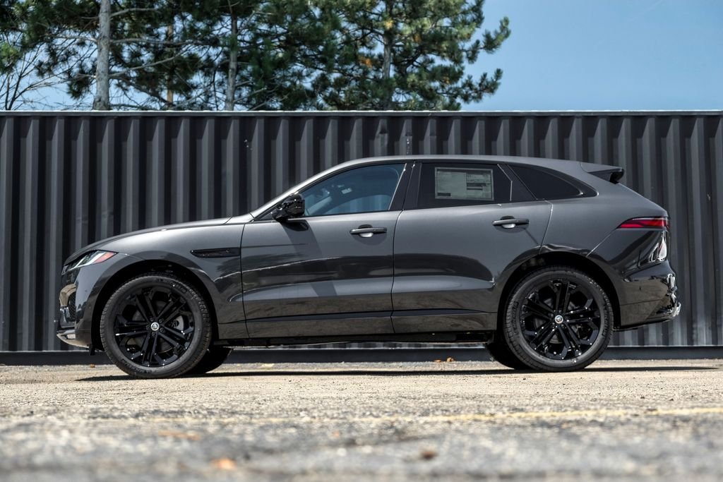 New 2026 Carpathian Grey Jaguar P400 R-Dynamic S image 3
