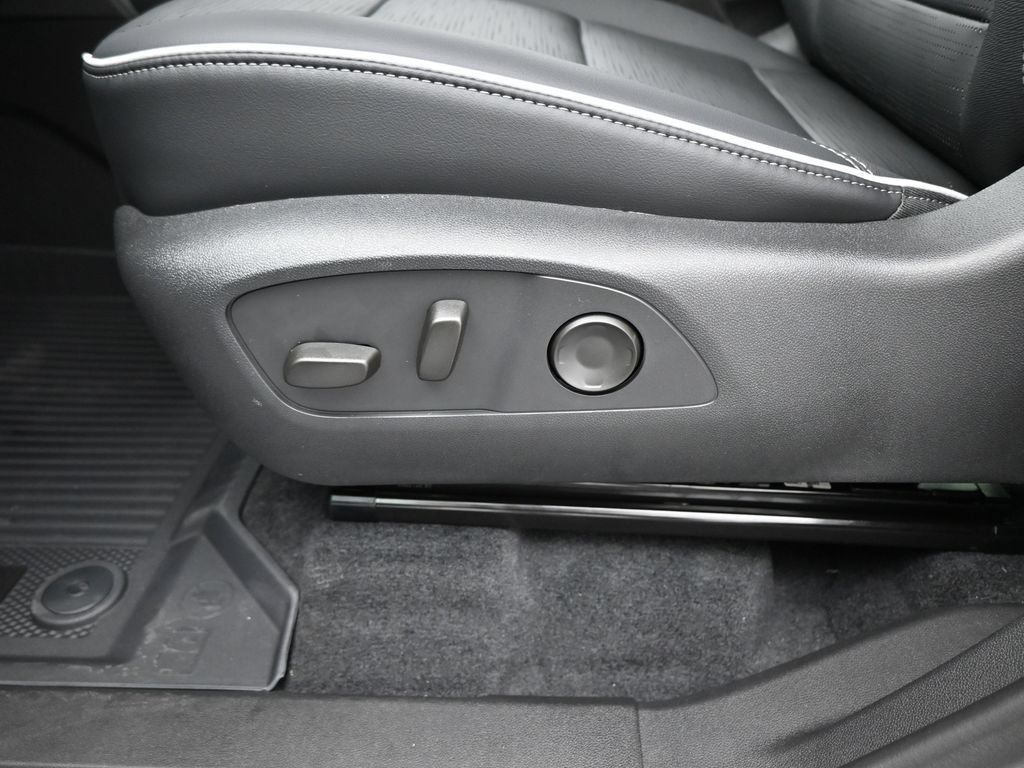 2026 Buick Enclave Sport Touring - Photo 11