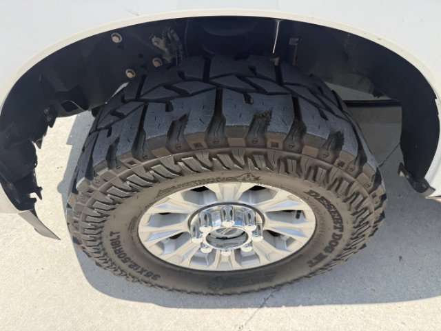 Used 2021 White Ford XLT image 9