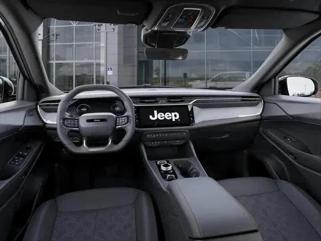 New 2026 Bright White Clear-Coat Exterior Paint Jeep Overland image 90