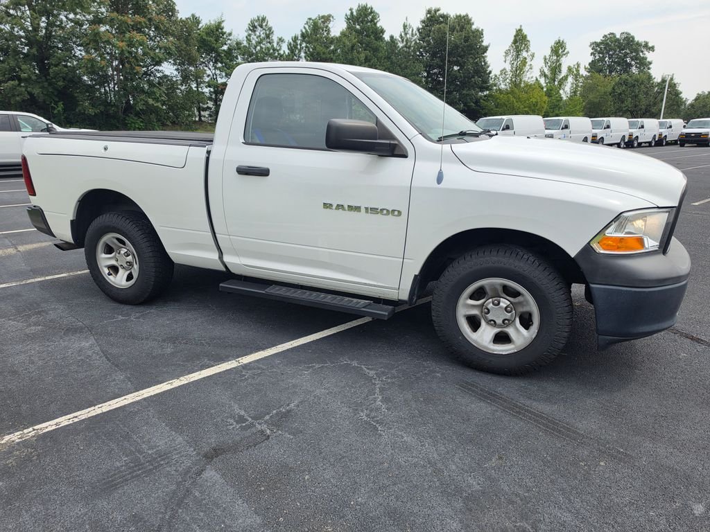 Used 2012 White Ram ST image 11