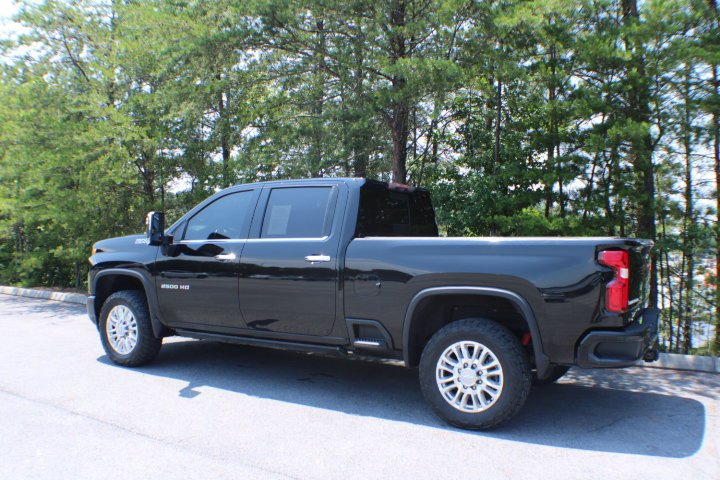 Used 2020 Black Chevrolet High Country image 3
