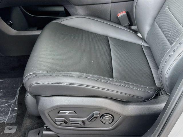 New 2027 Silver Hyundai Calligraphy FWD image 35