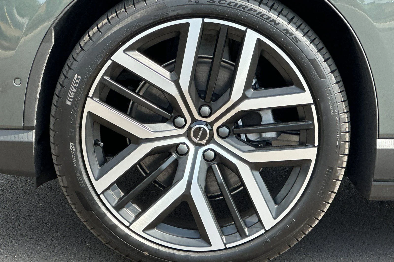 New 2027  Volvo Ultra image 22