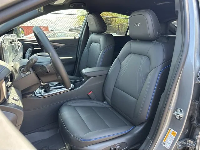 2026 Buick Envista Sport Touring - Photo 23