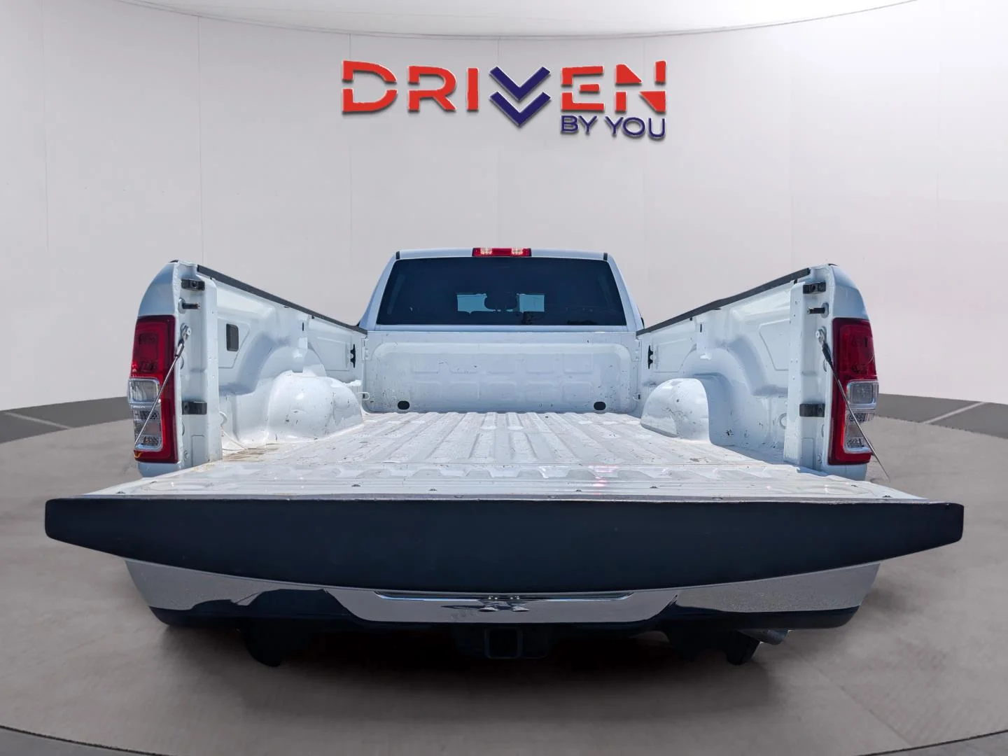 Used 2024 Bright White Clearcoat Ram Big Horn image 30