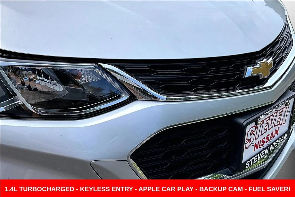 Used 2018 Silver Chevrolet LS image 30