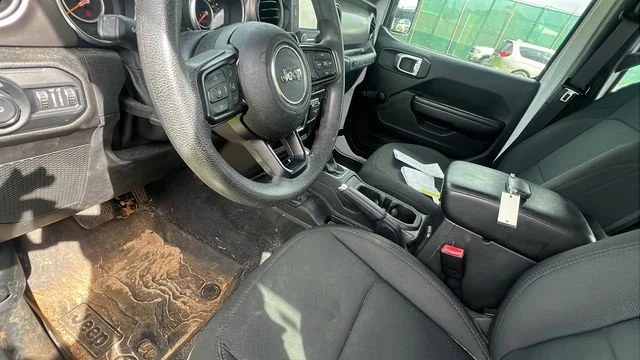 Used 2019 White Jeep Unlimited Sport image 24
