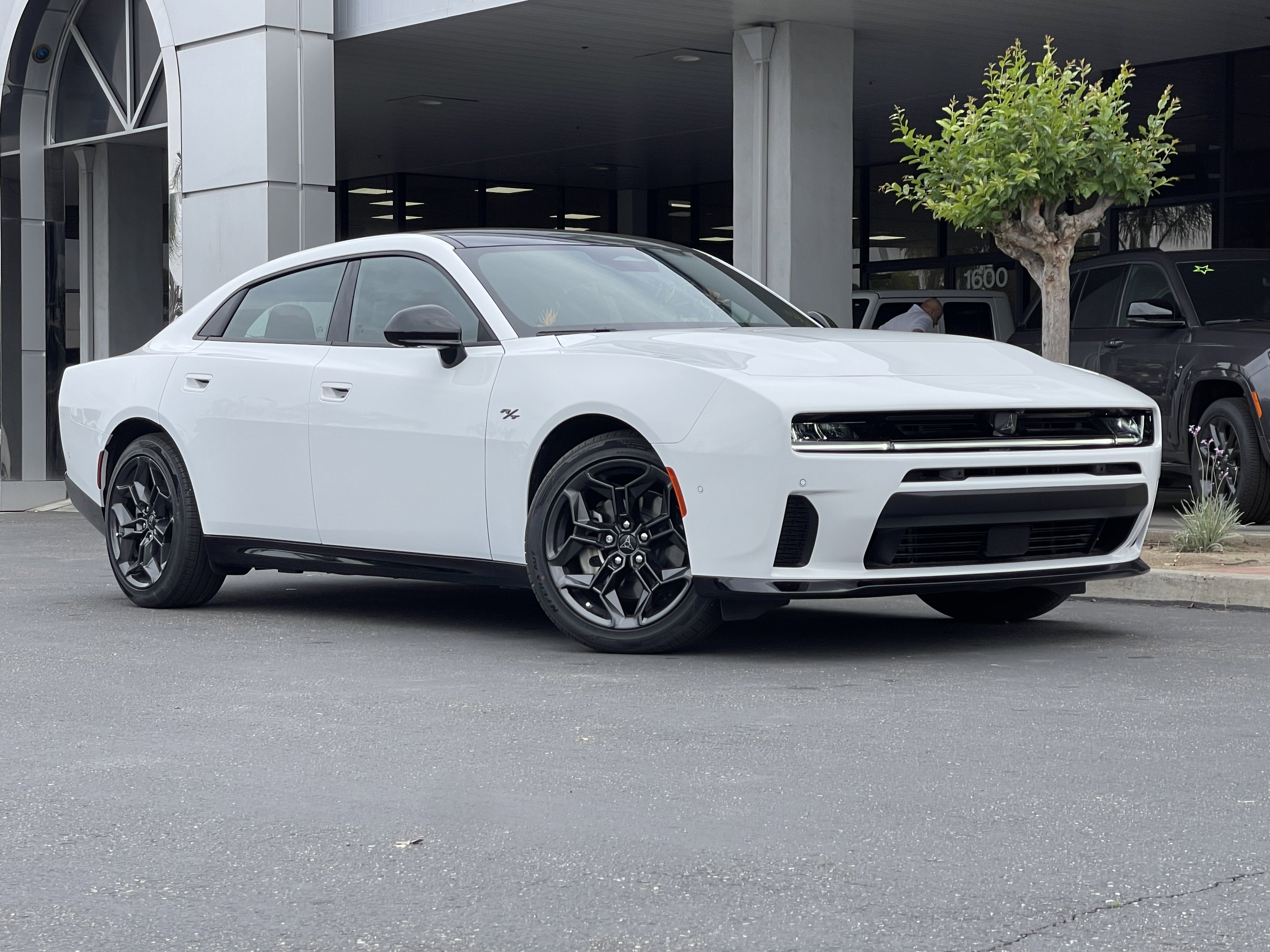 New 2026 White Knuckle Exterior Paint Dodge R/T image 2