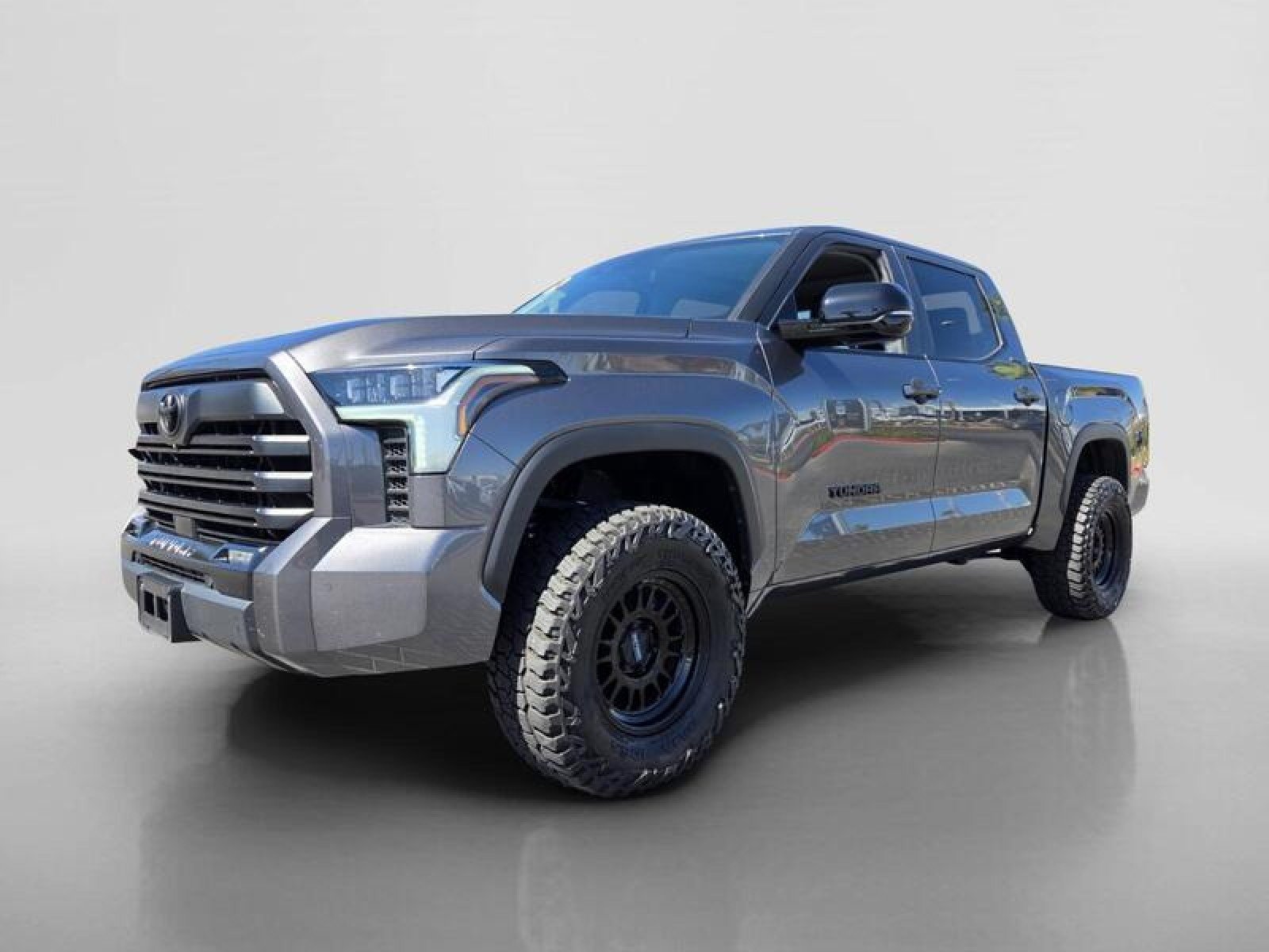 Used 2024 GRAY Toyota Limited image 8