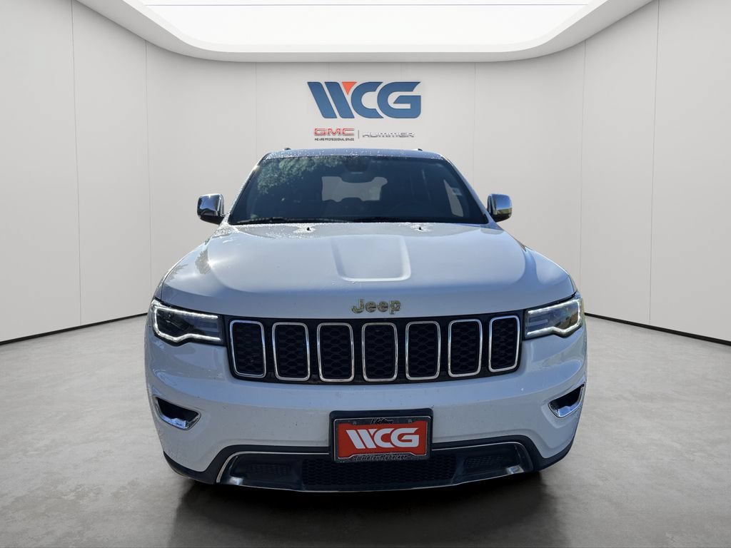 Used 2019  Jeep Limited image 8