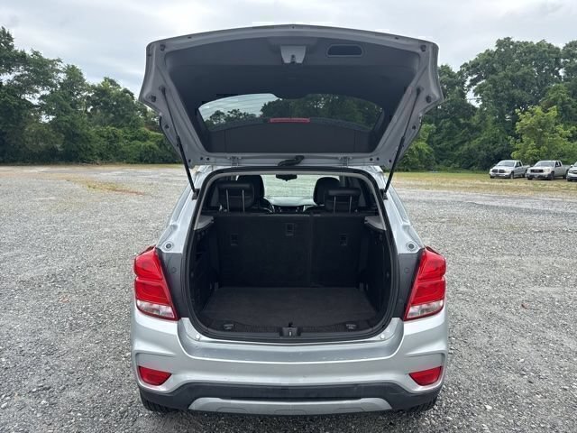 Used 2018 SILVER ICE METALLIC Chevrolet LT image 3