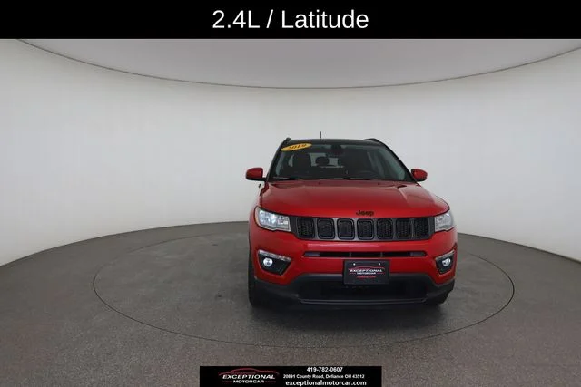 Used 2019 Red Jeep Latitude image 31