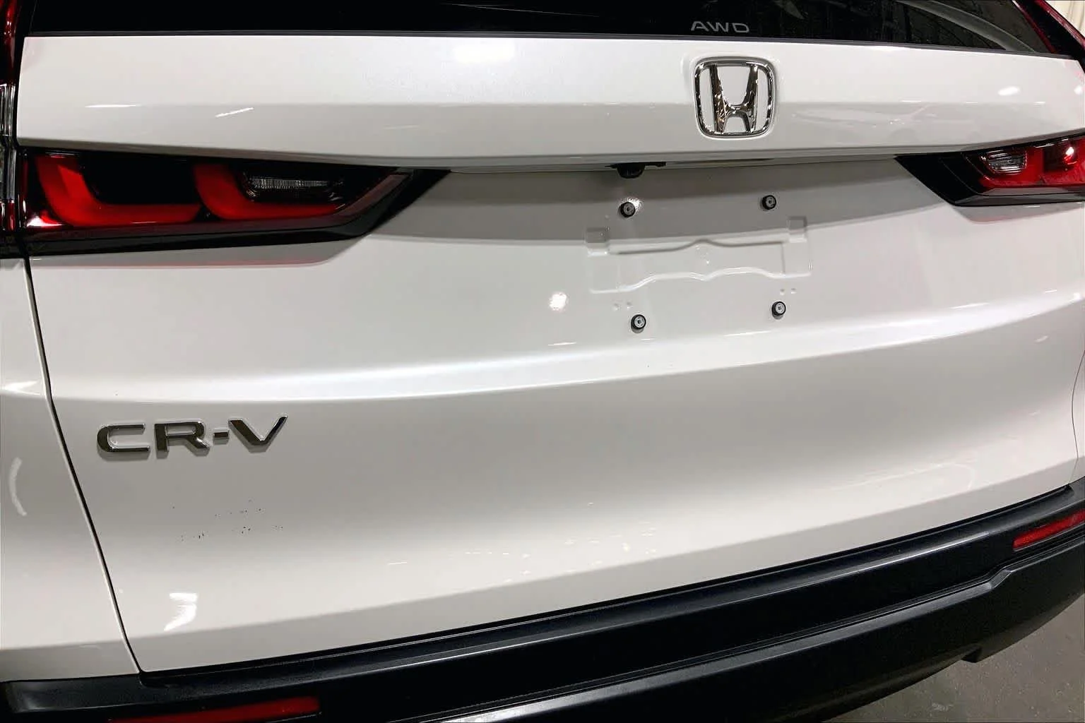 Used 2025 Platinum White Pearl Honda EX image 31