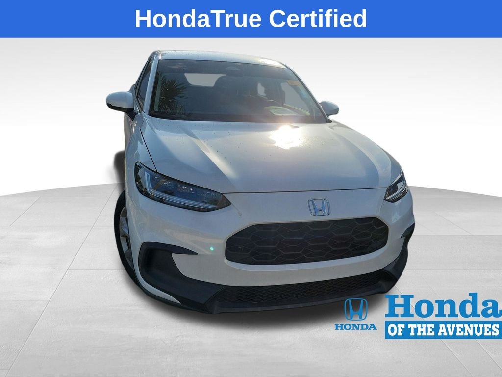 Certified Used 2024 Platinum White Pearl Honda 5DR 2WD LX image 2
