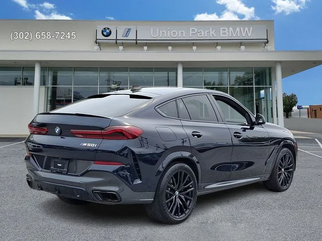 Used 2022 Carbon Black Metallic BMW M50i image 4