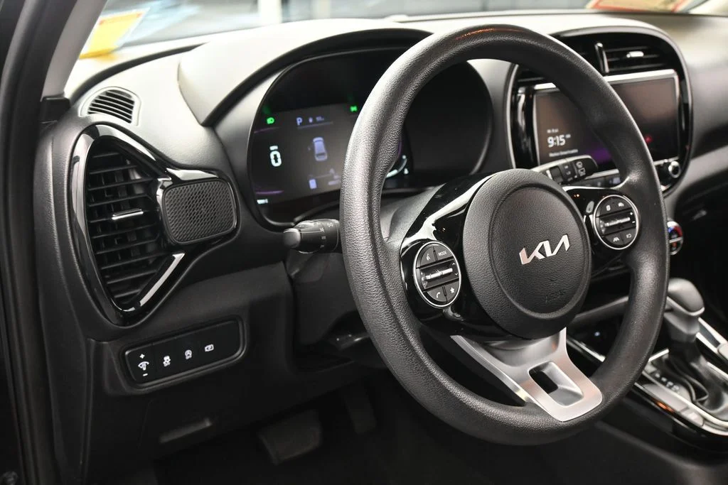 Used 2023 Fusion Black Kia S image 15